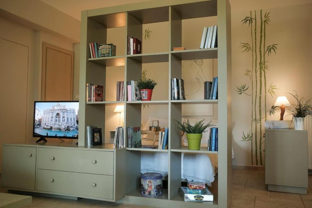 Apartment With Garden In Thessaloniki. Екстер'єр фото
